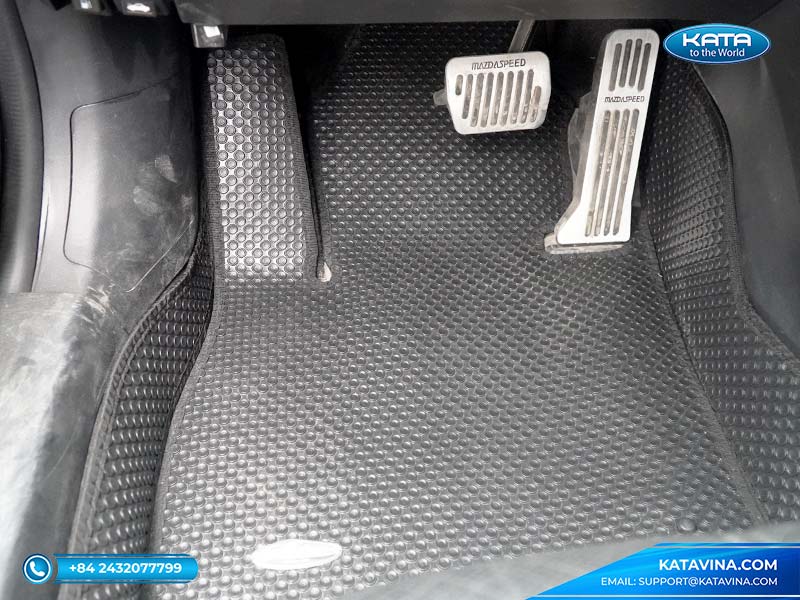 Hình ảnh thực tế thảm lót sàn ô tô Mazda CX-8 full option ghế lái