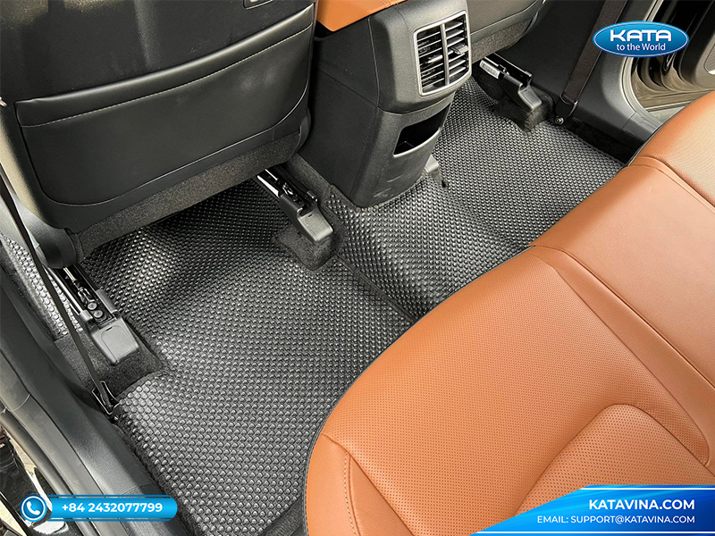KATA sử dụng PVC nguyên sinh để sản xuất thảm lót sàn xe KIA Sportage 2022