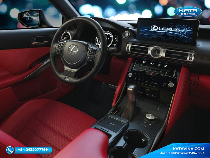 nội thất Lexus IS 2021