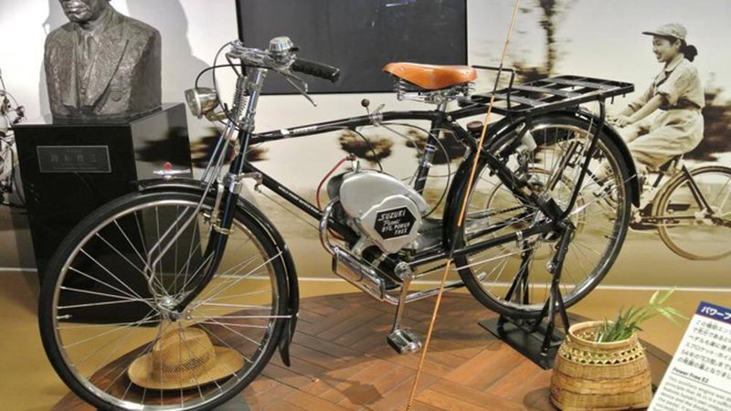 xe đạp gắn máy của Suzuki