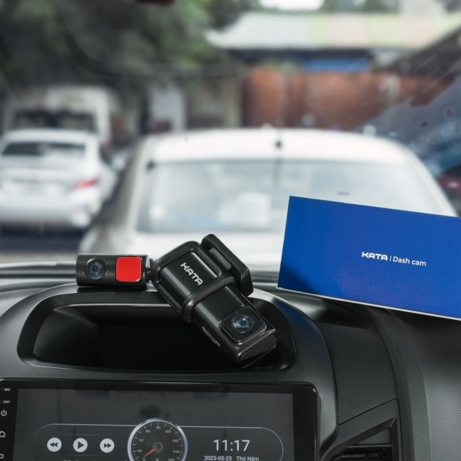 Lý Do Nên Trang Bị Camera Hành Trình KATA KD002 Cho BMW 7 Series 2023