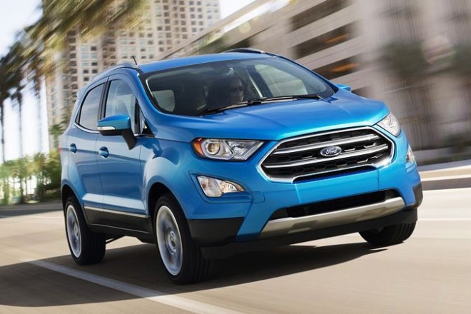 Nên lắp thảm lót sàn xe hơi Ford Ecosport loại nào?