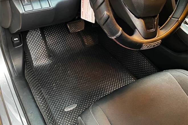 Thảm lót sàn ô tô Honda Civic phiên bản Full Option