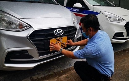 Thủ Tục Đổi Biển Số Xe Ô Tô Có Phức Tạp Không?