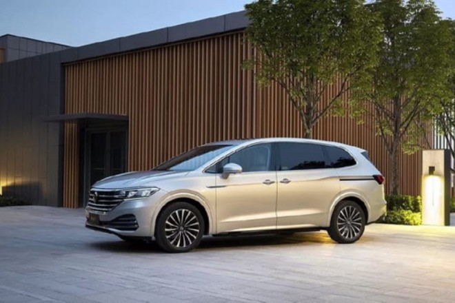 Cận Cảnh Volkswagen Viloran Sang Trọng, Đẳng Cấp