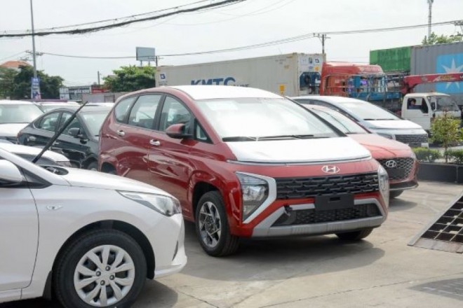 Tình Hình Nhiều Mẫu Xe MPV Giảm Giá Cận Tết