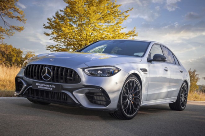 Mercedes-AMG C 63 S E Performance Sở Hữu Diện Mạo Thể Thao Ấn Tượng 
