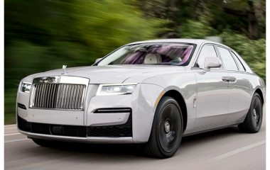 Giá Xe & Thông Số Kỹ Thuật Xe Rolls Royce Ghost (Update 7/2024)