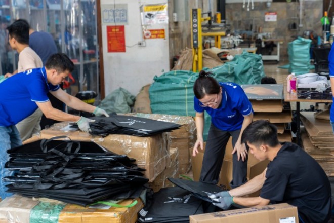Xưởng gia công rèm che nắng ô tô hãng xe Vinfast 
