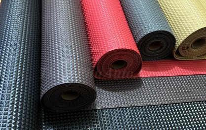Thảm cao su lót sàn ô tô: Đặc điểm, phân loại và kinh nghiệm chọn mua chi tiết