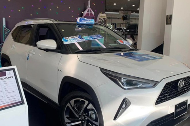 Yaris Cross HEV 2026: Giá Lăn Bánh & Lưu Ý Chọn Nội Thất
