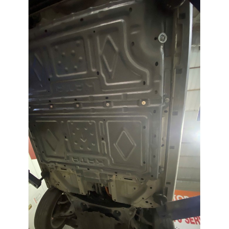 Tấm Ốp Bảo Vệ Pin VF5 KATA