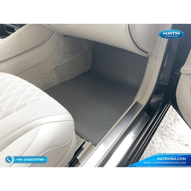 Thảm lót sàn ô tô Mercedes-Maybach GLS 600 2021