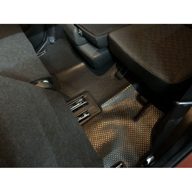 Thảm lót sàn ô tô KATA dành cho Xe Suzuki Ertiga Xăng/Hybrid