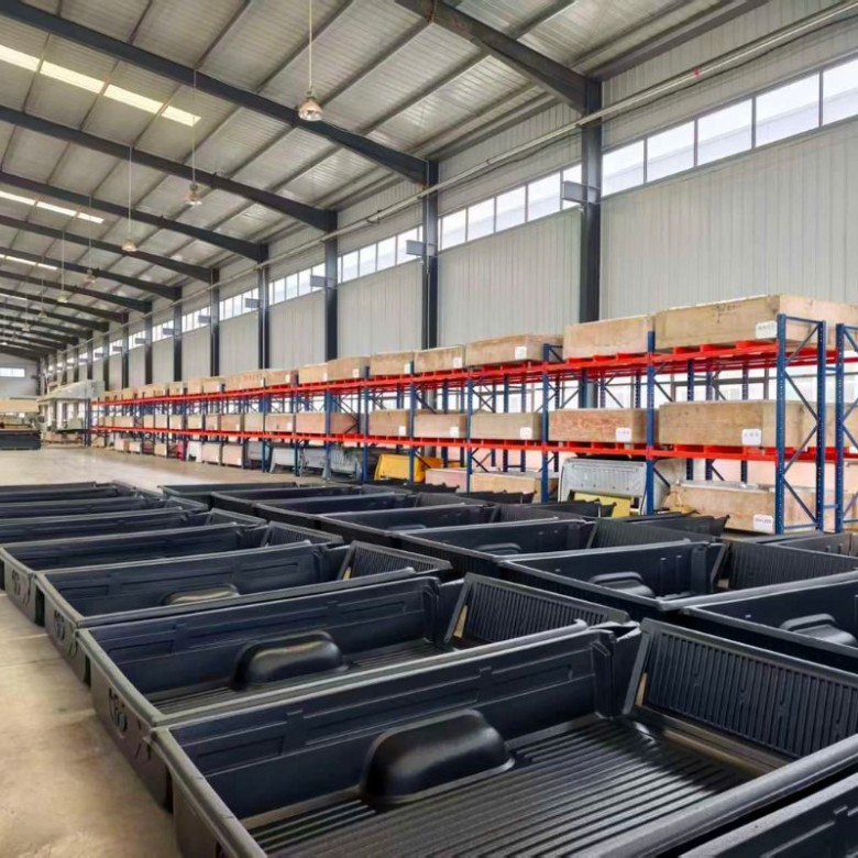 Lót Thùng VinFast Wild KATA Nhựa ABS Ôm Form Thùng Xe