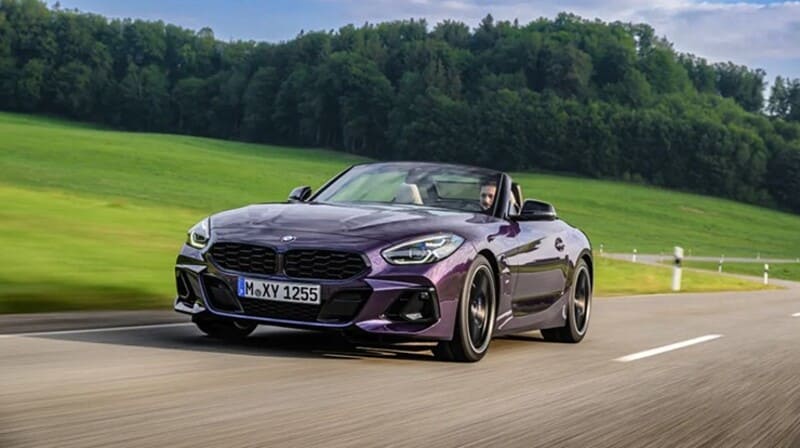 Hình ảnh chiếc BMW Z4 lăn bánh