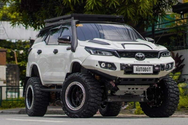 Mẫu Toyota Fortuner độ Offroad độc lạ