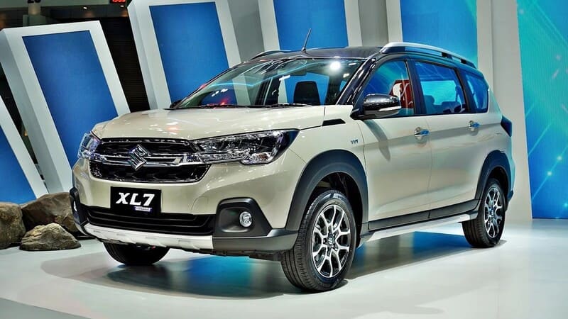 Suzuki XL7 với không gian rộng rãi, giá cực mềm