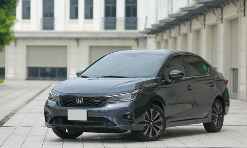 Honda City trên đường phố