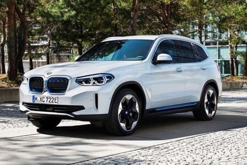 BMW iX3 mẫu xe hạng sang trong phân khúc SUV