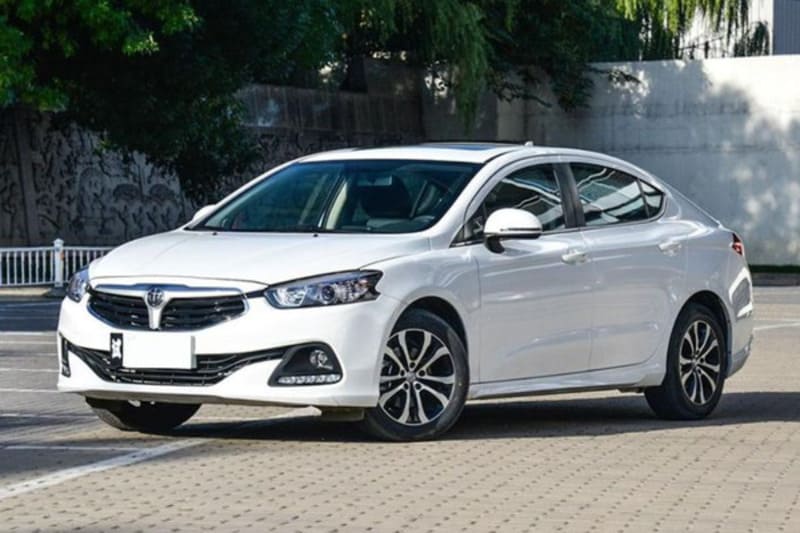 Brilliance H3 có 2 lựa chọn động cơ vận hành tùy theo nhu cầu của khách hàng