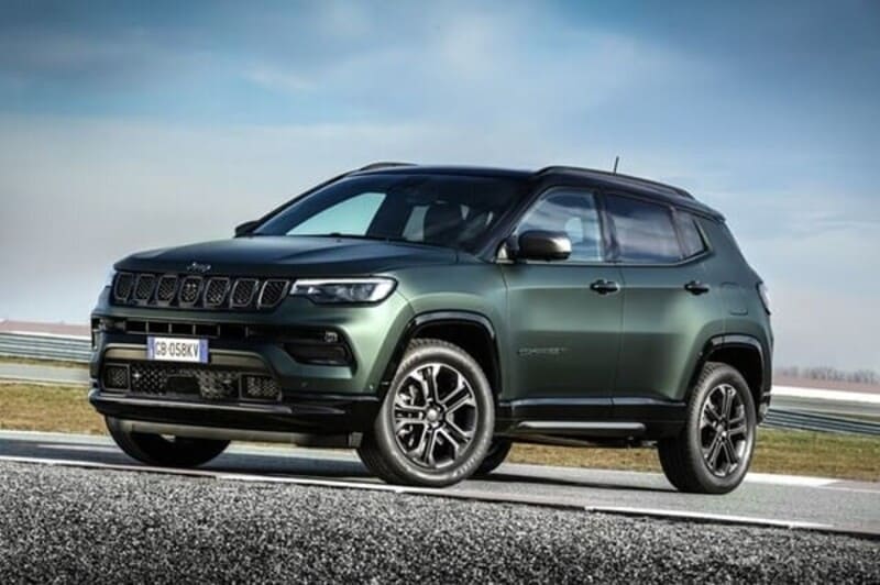 Giá xe Jeep Compass có giá khoảng 25.390-31.190 USD