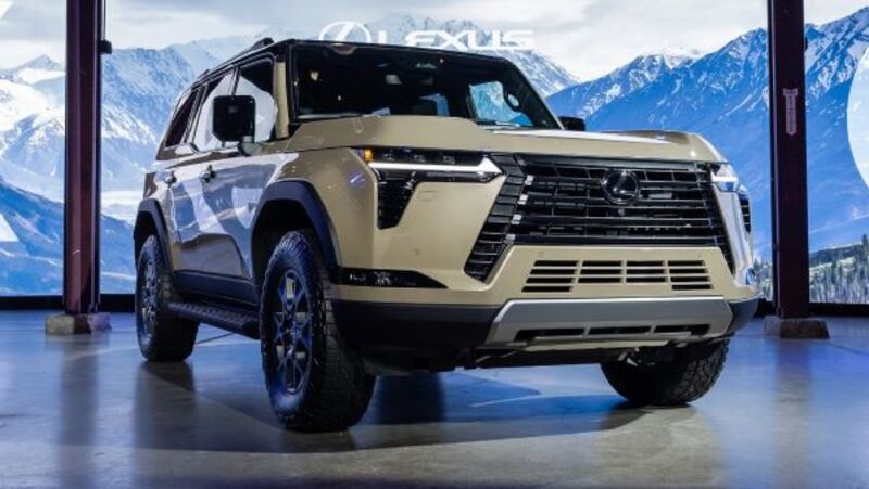 Đầu xe chiếc Lexus GX 2024 