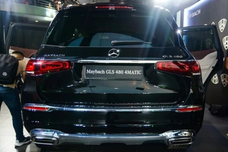 Đuôi xe chiếc SUV gầm cao của Mercedes-Benz