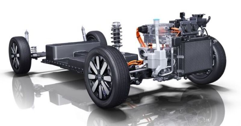 Khối động cơ nâng đỡ toàn bộ xe