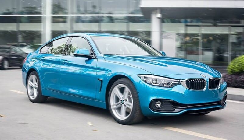 BMW 420i phân phối với 2 phiên bản