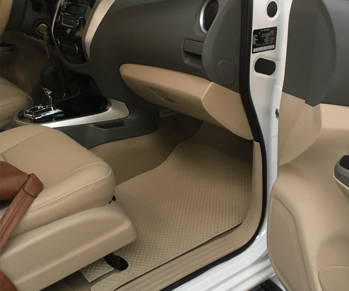 thảm lót sàn cao su xe nissan