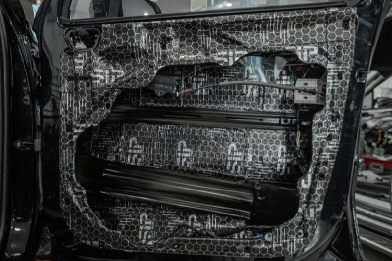 Dán cách âm cho xe ô tô