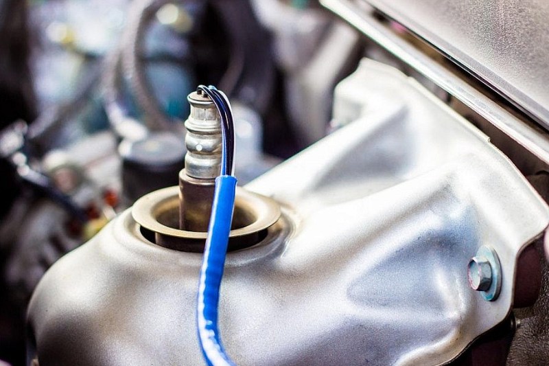 Cảm biến oxy trên ô tô là gì