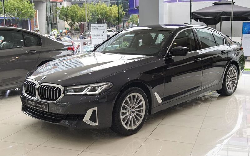 BMW 520i Luxury Line 2024 mẫu sedan hạng sang, cao cấp