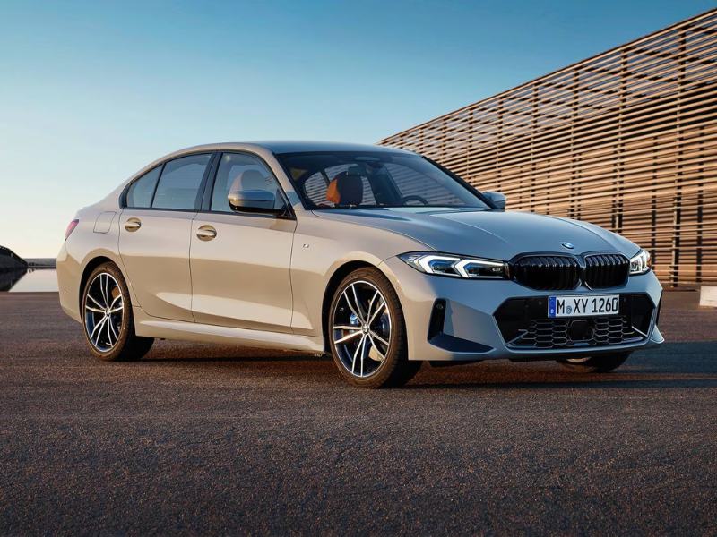 BMW 3 Series 2024 phân khúc sedan hạng sang cao cấp 