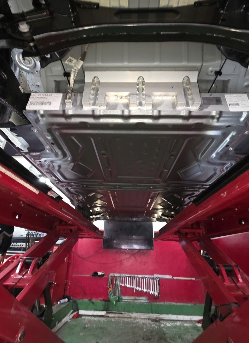 Lắp ốp pin tại Hà Nội