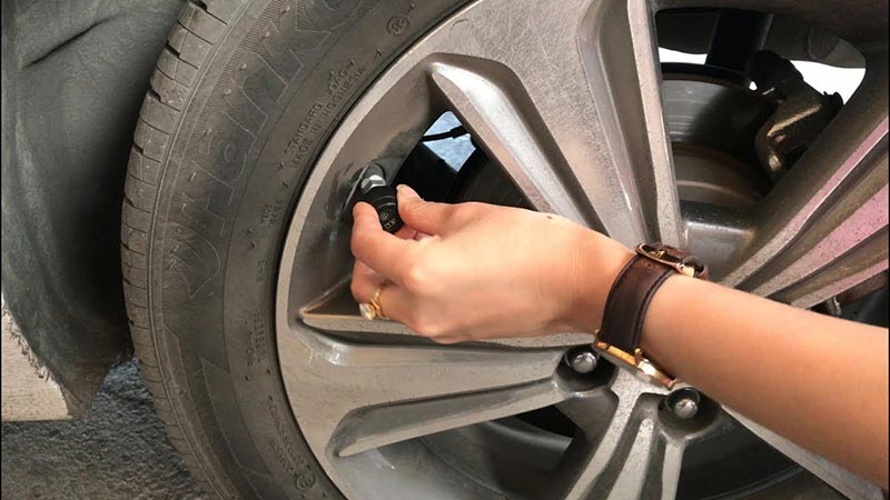 6 Bước Lắp Cảm Biến Áp Suất Lốp TPMS Cực Đơn Giản