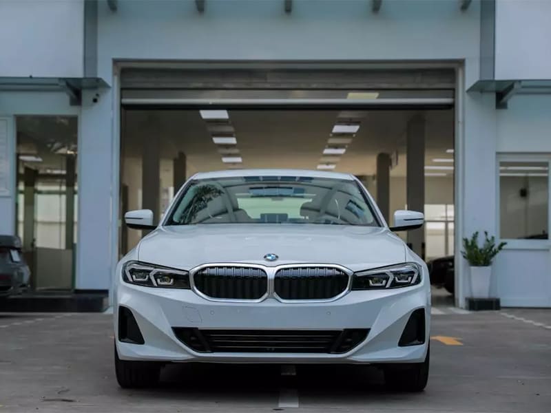 Đầu xe G20 BMW được thiết kế tinh xảo với bộ tản nhiệt hình quả thận đặc trưng