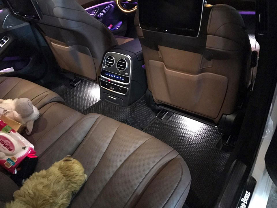 Tham-lot-san-oto-Mercedes S CLASS