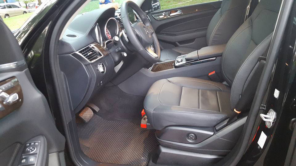 tham-lot-san-mercedes-gls-