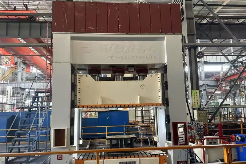 Ốp pin KATA được sản xuất trên dây chuyền công nghệ hiện đại