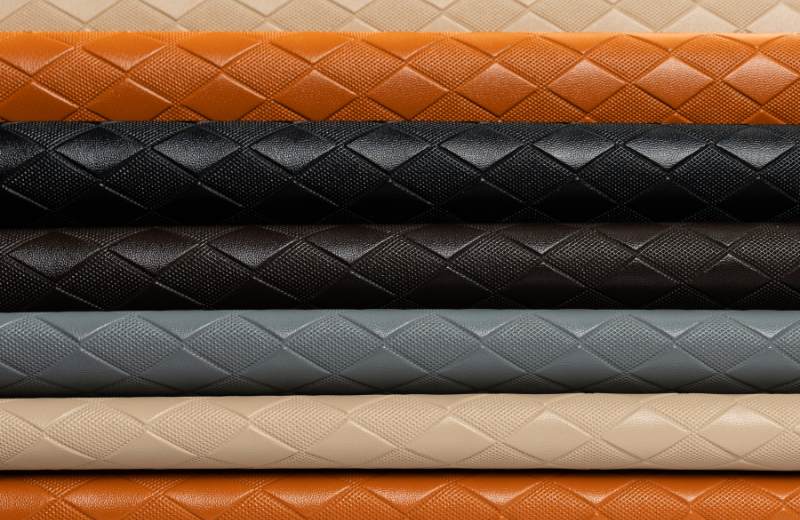 Thiết kế mặt đáy của thảm ô tô 360 độ của KATA ứng dụng công nghệ Knitted Backing