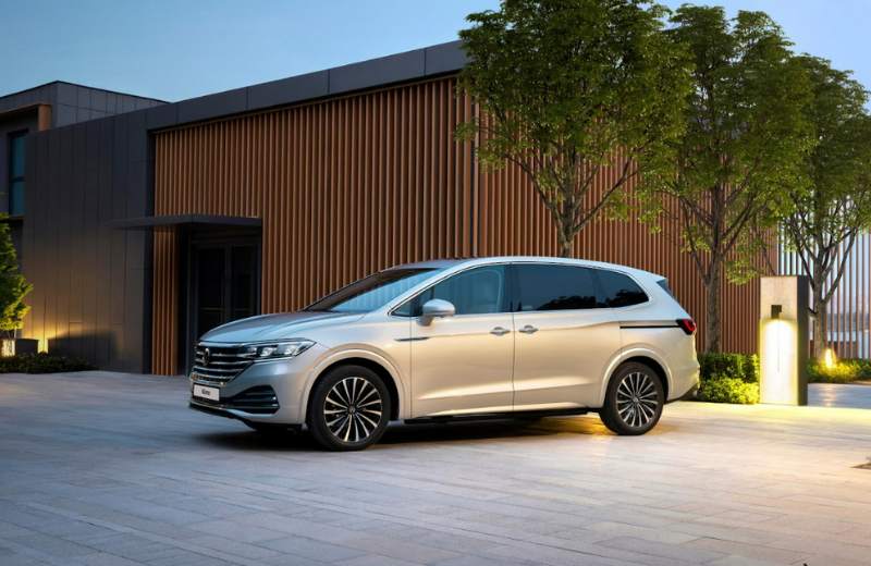 Volkswagen Viloran 2024 là mẫu MPV sang trọng, rộng rãi và đầy tinh tế