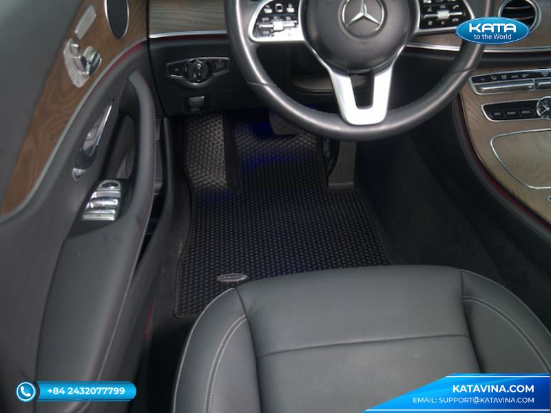 lót sàn ô tô Mercedes-Benz E 200 Exclusive 2021