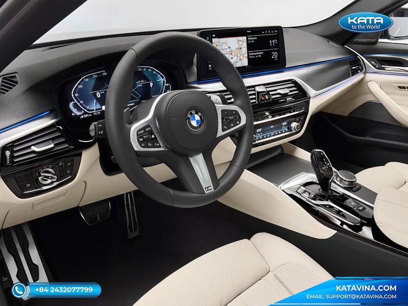 nội thất BMW 5 Series 2021