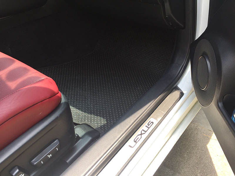thiết kế của thảm lót sàn KATA dành riêng cho Lexus