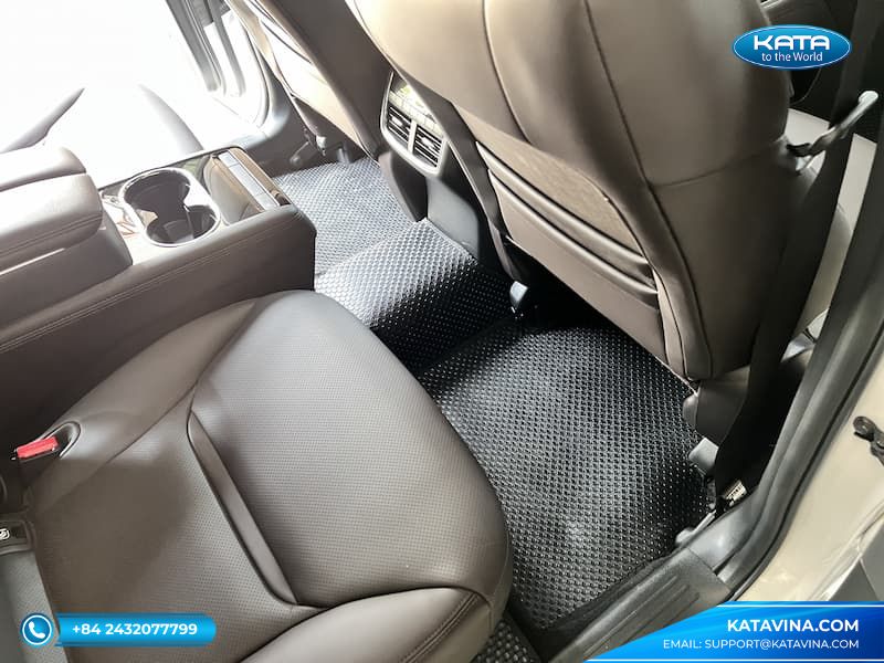 Thảm lót sàn Mazda CX-8 2024 màu đen ghế hàng 2