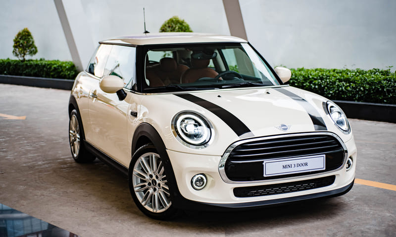 MINI Cooper 3 Door mẫu xe bán chạy nhất của MINI