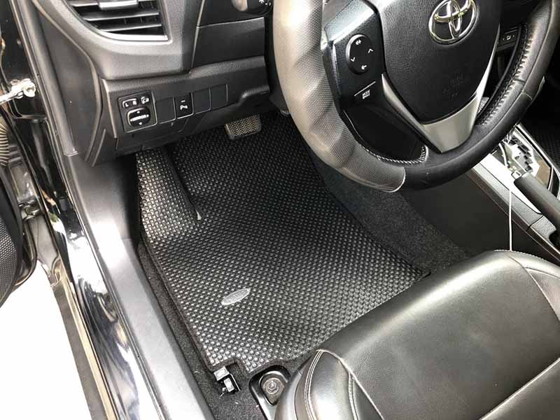 thảm lót sàn Toyota Altis 2019
