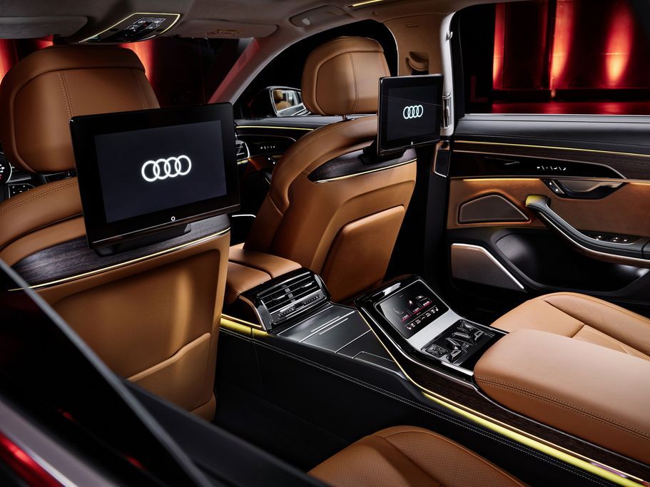  Audi S8 2022 có giá khởi điểm là 168.000 USD